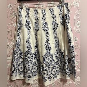 Jones New York bandana print blue and white, pleated cotton skirt